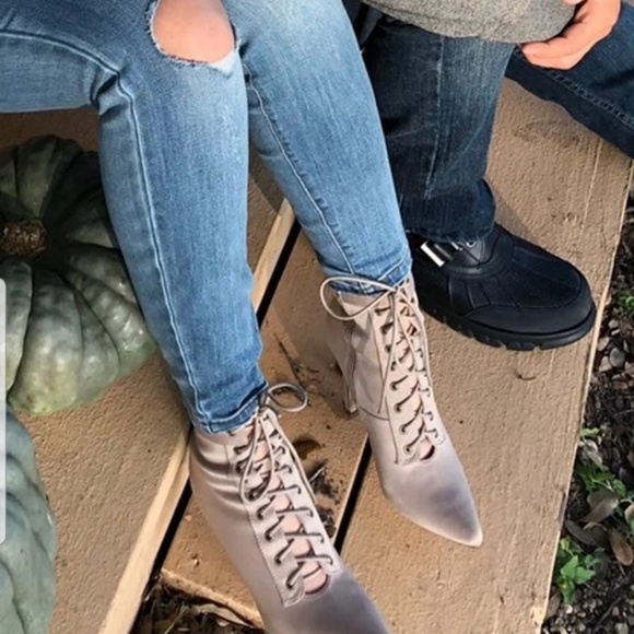 πALMOST GONEπππ’πTito Ankle Boots Sexy Laceup - Picture 2 of 7